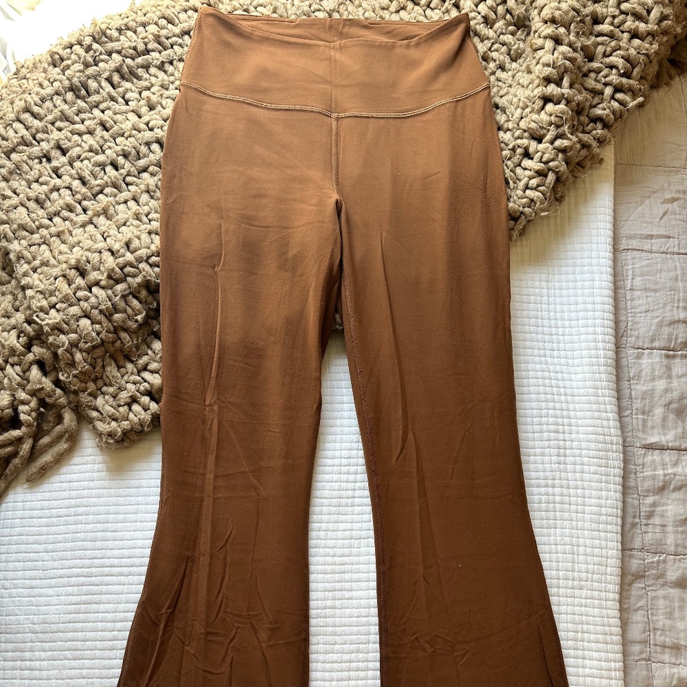 Lululemon Groove Super-High-Rise Flared Pant Nulu, Size 10, Roasted Brown